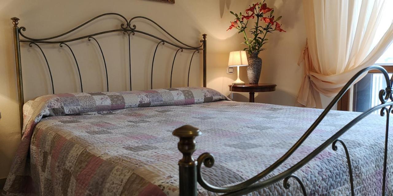 B&B Paola E Francesco San Martino Siccomario Exteriör bild